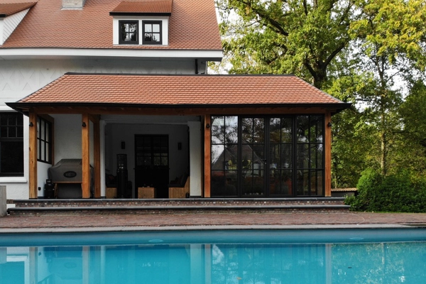 Eikenhouten poolhouses